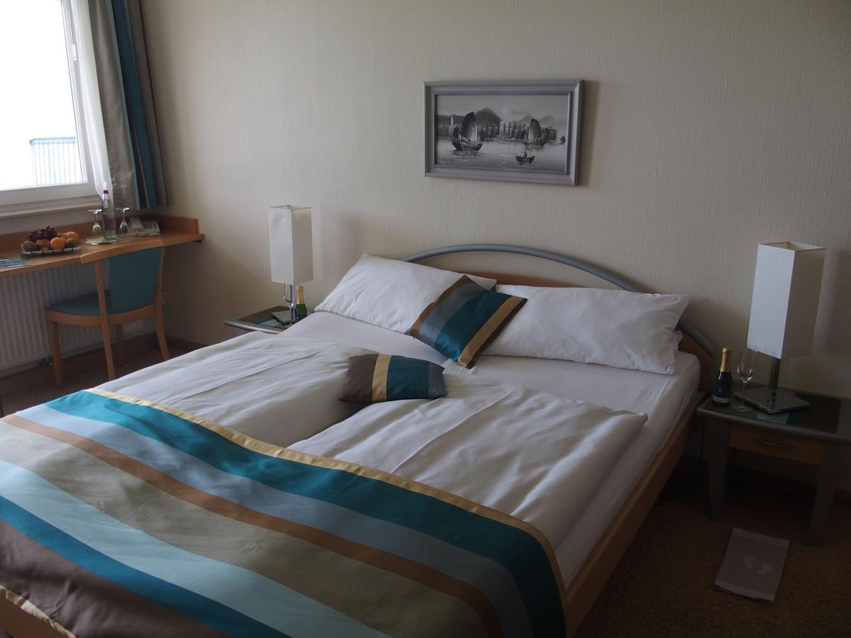 Hotel Pension Cafe Hasler Bodman-Ludwigshafen Dış mekan fotoğraf