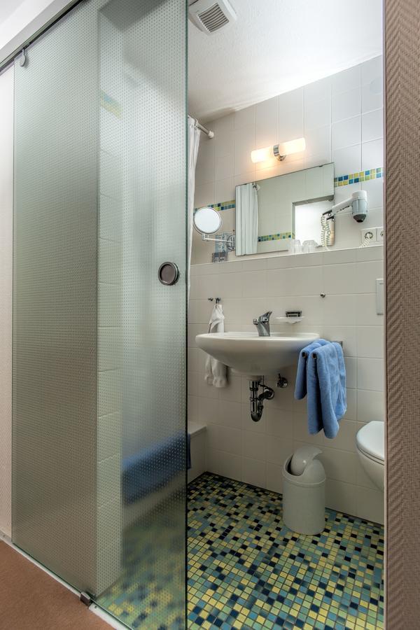 Hotel Pension Cafe Hasler Bodman-Ludwigshafen Dış mekan fotoğraf